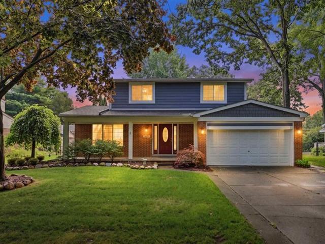 House for sale in Troy, Michigan