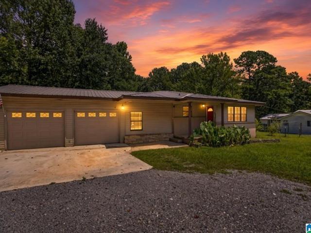 House for sale in Anniston, Calhoun County