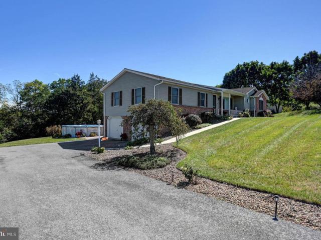 House for sale in Antrim Township, Franklin County