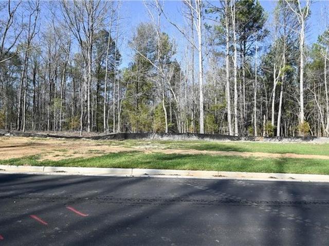 Land for sale in Auburn, Alabama