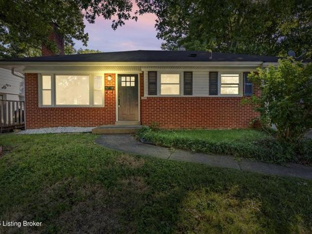 House for sale in Buechel, Louisville
