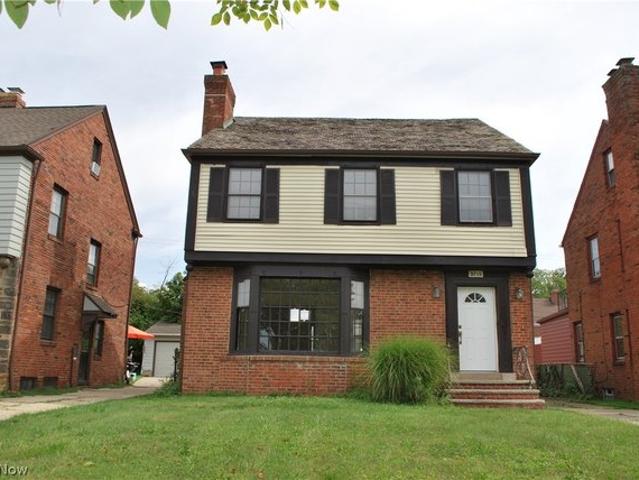House for sale in Lomond, Shaker Heights