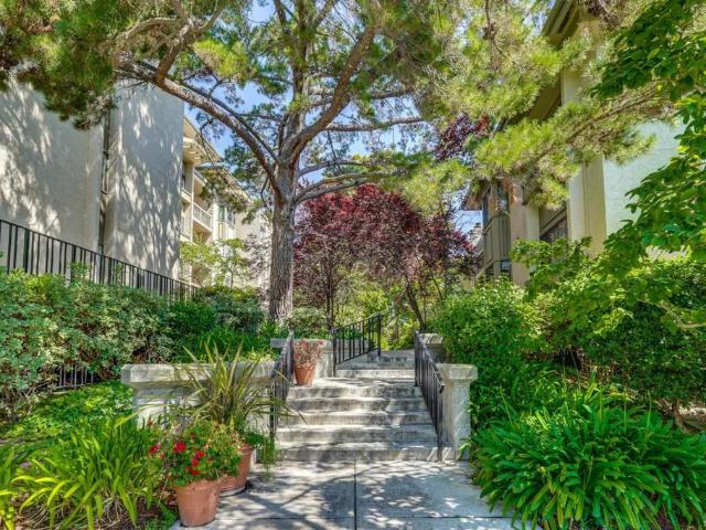 Condo for sale in Santa Clara, California