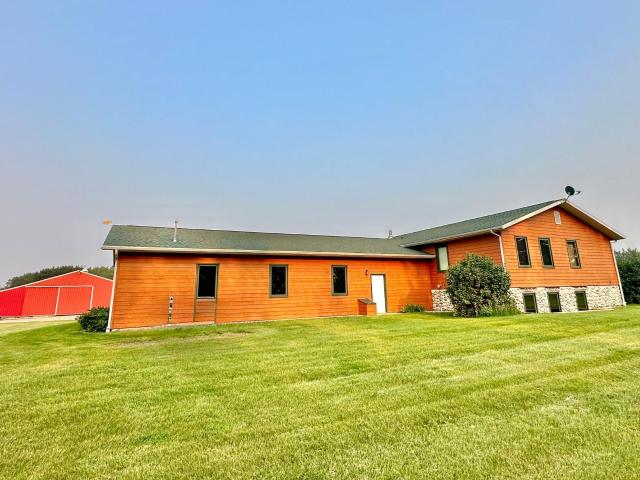 House for sale in Roseau, Minnesota