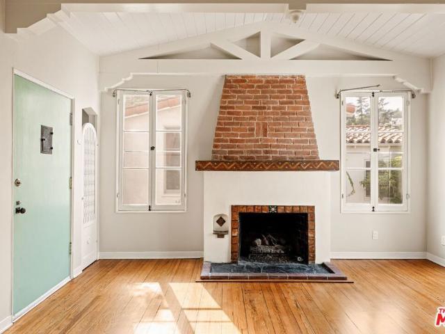 Property for rent in Canoga Park, California