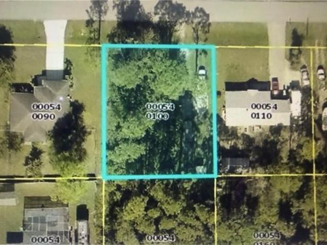 Land for sale in Fort Myers, Florida