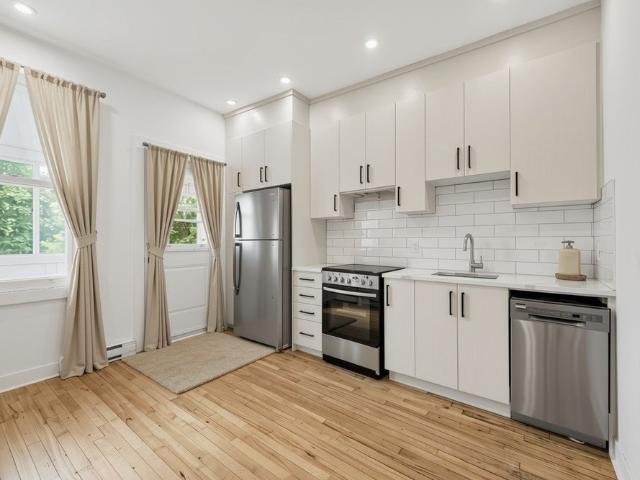 Apartment for rent in St. Leonard's, Quebec