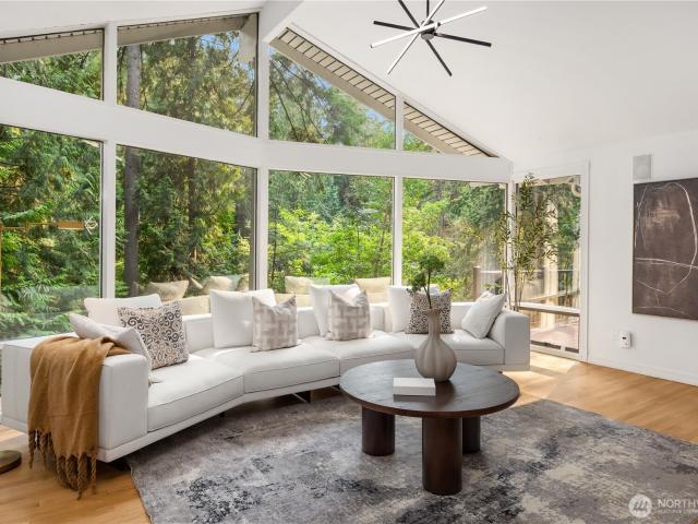 House for sale in Bellevue, Washington