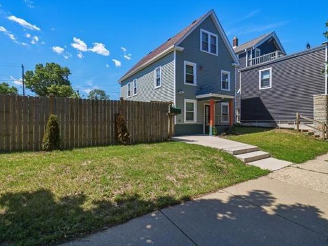 House for sale in Cudahy, Wisconsin