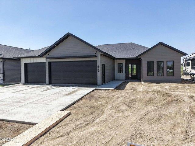 House for sale in Bismarck, North Dakota