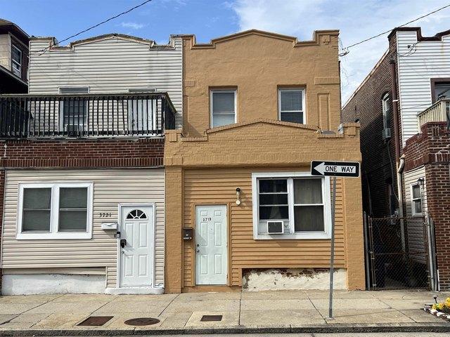 House for sale in Atlantic City, New Jersey