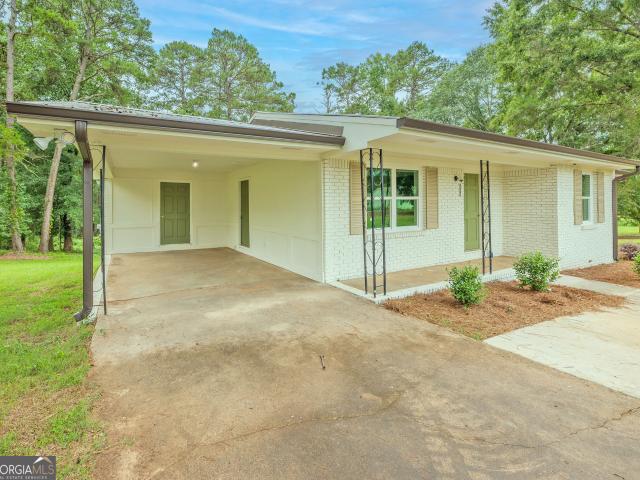 House for sale in Pendergrass, Georgia