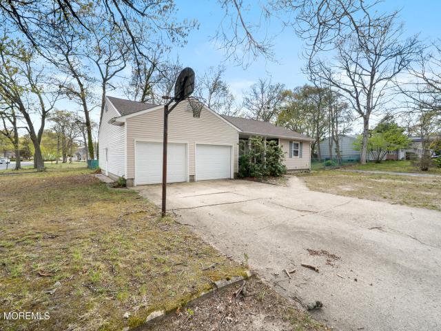 House for sale in Lanoka Harbor, New Jersey