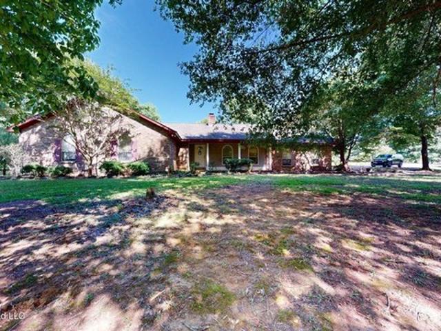 House for sale in Tate, Mississippi