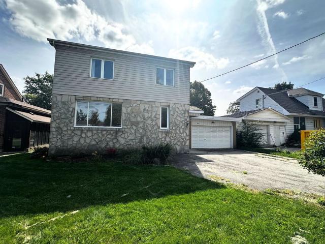 House for rent in Willowdale, Toronto