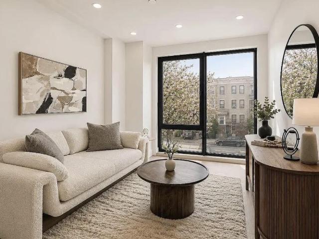 Condo for sale in Arverne, New York