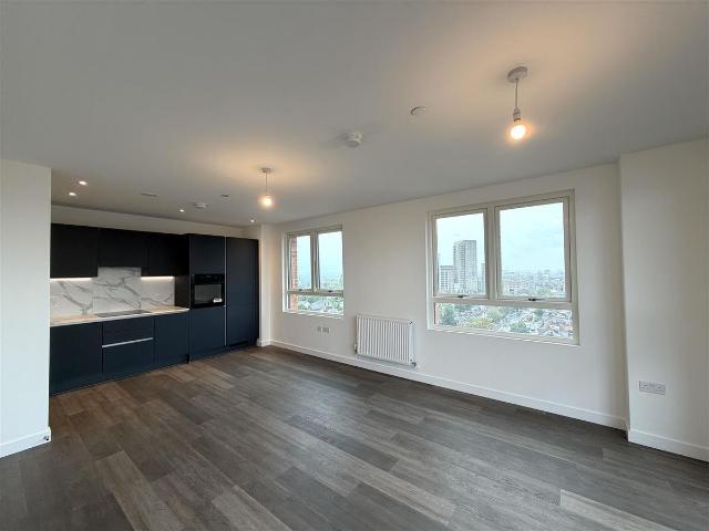 Apartment for rent in London Borough of Ealing, Greater London
