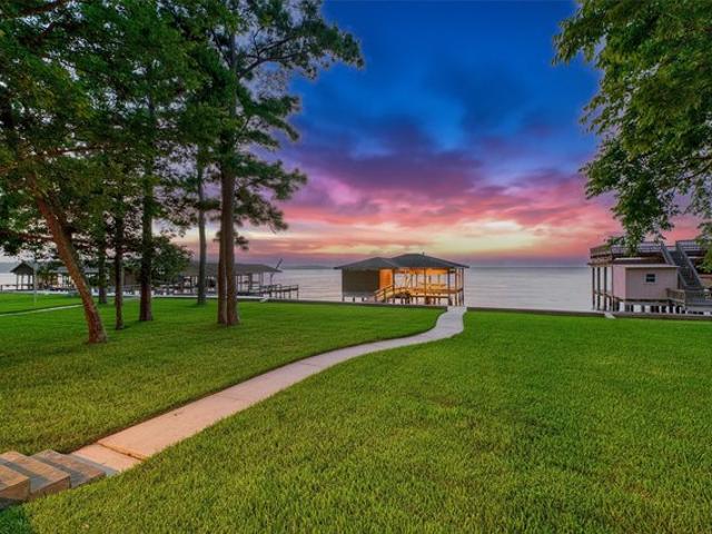 House for sale in Coldspring, Texas