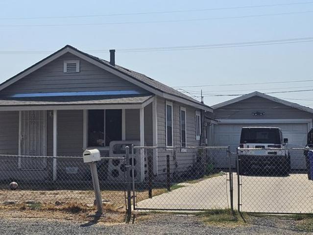 House for sale in Tulare, California