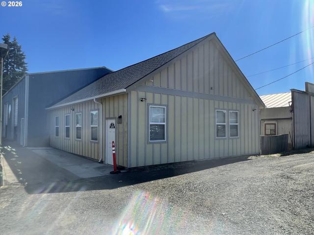Commercial for sale in Oregonia