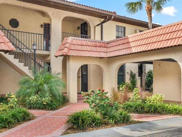 Condo for sale in Crystal River, Florida