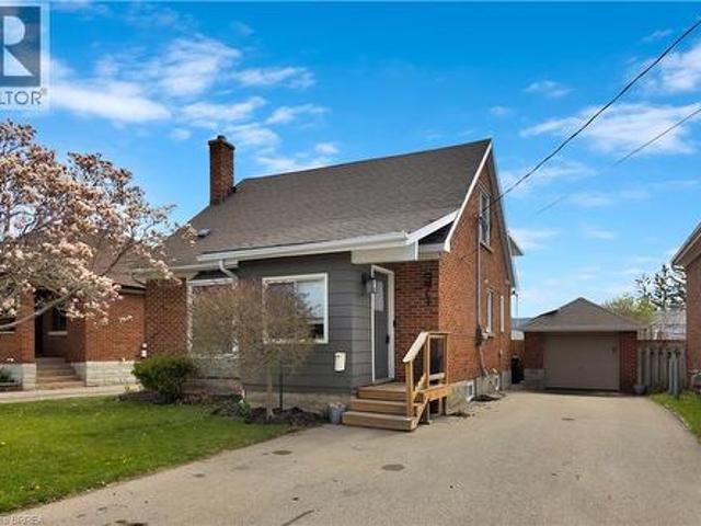House for sale in Kitchener, Ontario