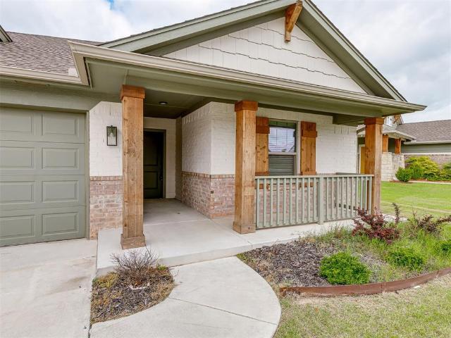 House for sale in Harrah, Oklahoma County