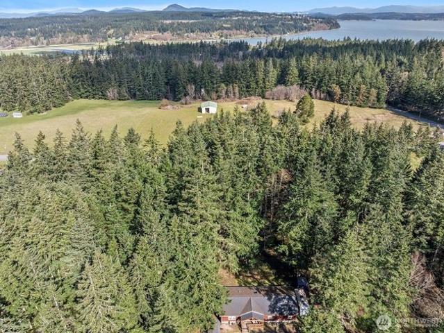 House for sale in Oak Harbor, Washington