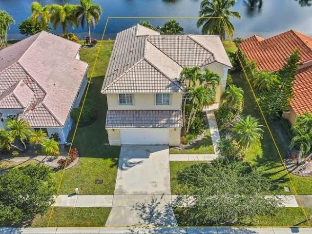 House for sale in Pembroke Pines, Florida