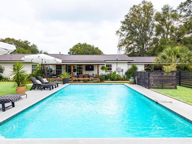 House for sale in Mayo, Florida