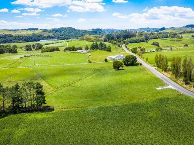 Property for sale in Kawau Island