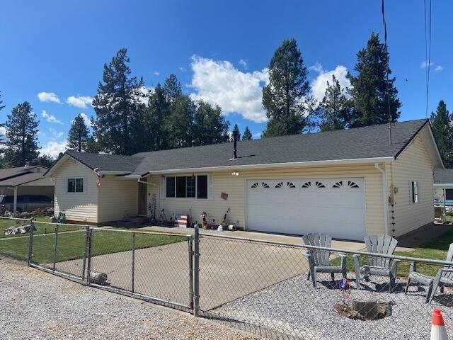 House for sale in Shasta, California