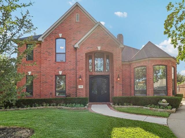 House for sale in Bedford, Texas