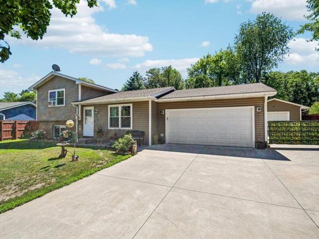 House for sale in Saint Francis, Minnesota