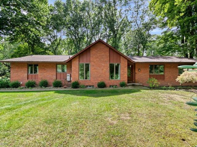 House for sale in North Canton, Stark County