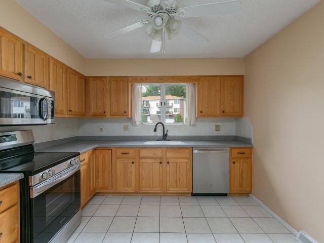 Condo for sale in Moline, Illinois
