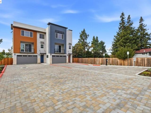 Townhouse for sale in Fremont, California