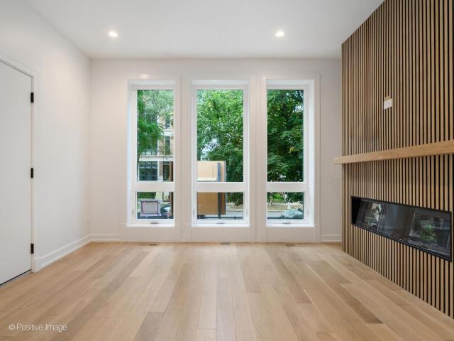 Condo for sale in Chicago Park, Illinois