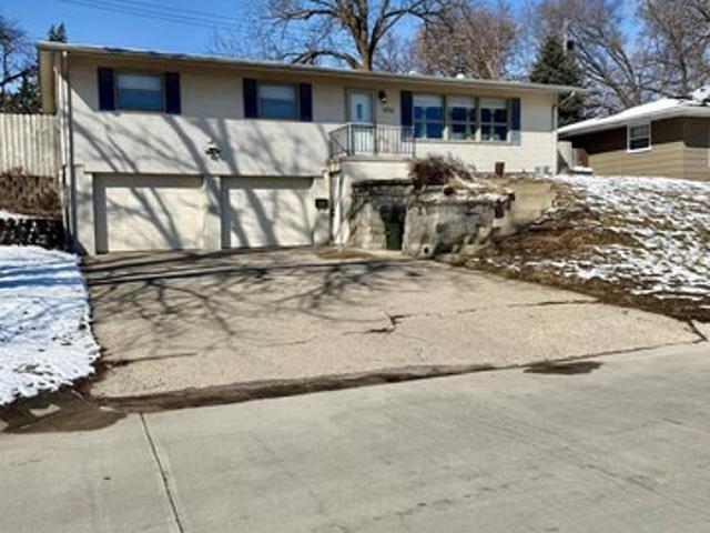 House for sale in Woodbury, Iowa
