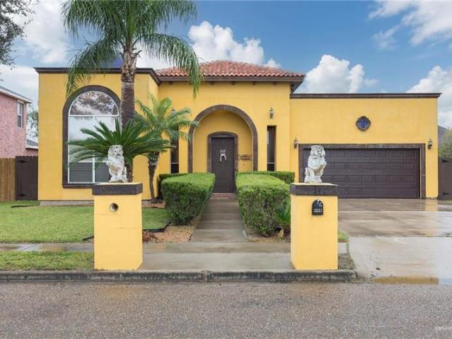 House for sale in Edinburg
