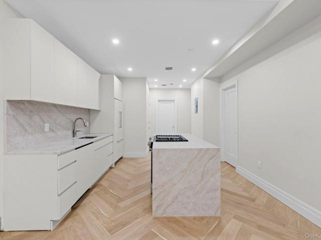 House for sale in Queens, Arverne