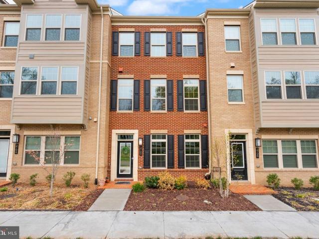 Townhouse for sale in Fairfax