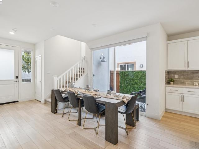 Townhouse for sale in Newark, California