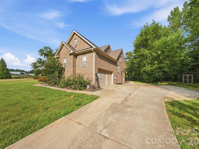 House for sale in Catawba, North Carolina
