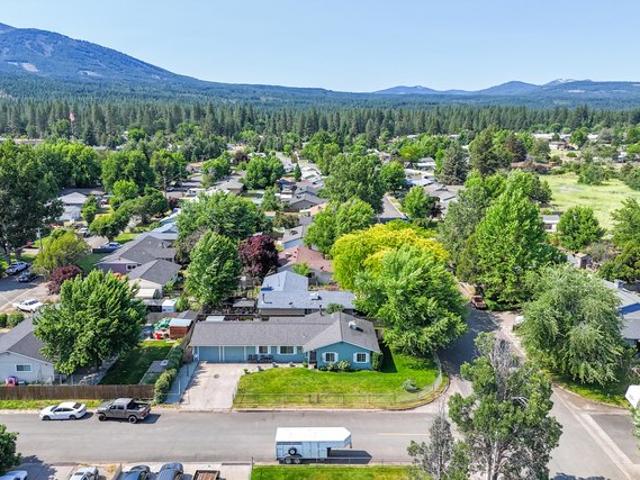 House for sale in Shasta, California