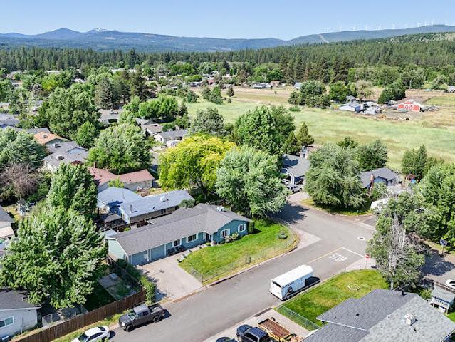 House for sale in Shasta, California