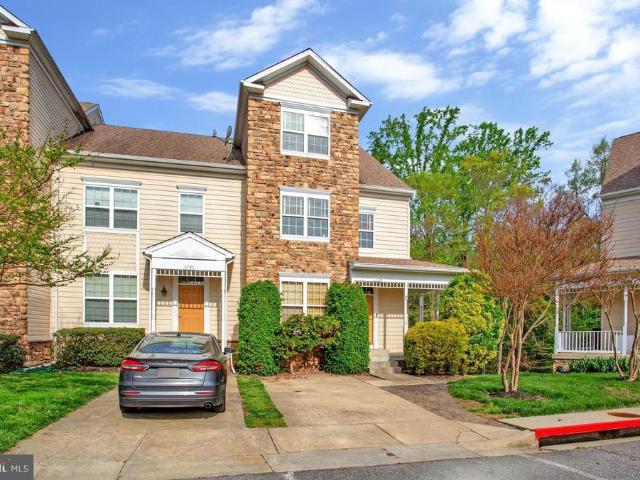 Townhouse for sale in North Beach, Maryland