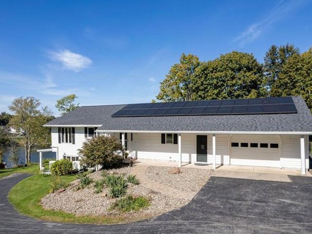 House for sale in Oswego, New York