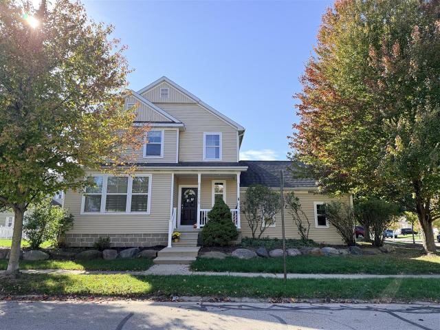 House for sale in Hawk Nest, East Lansing