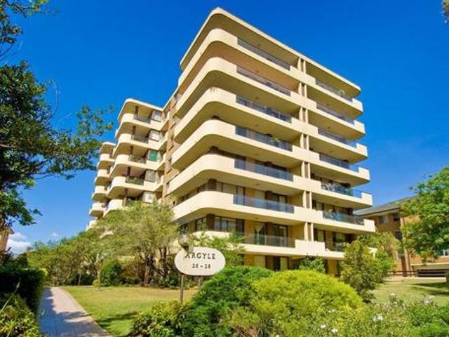 Apartment for rent in Burwood